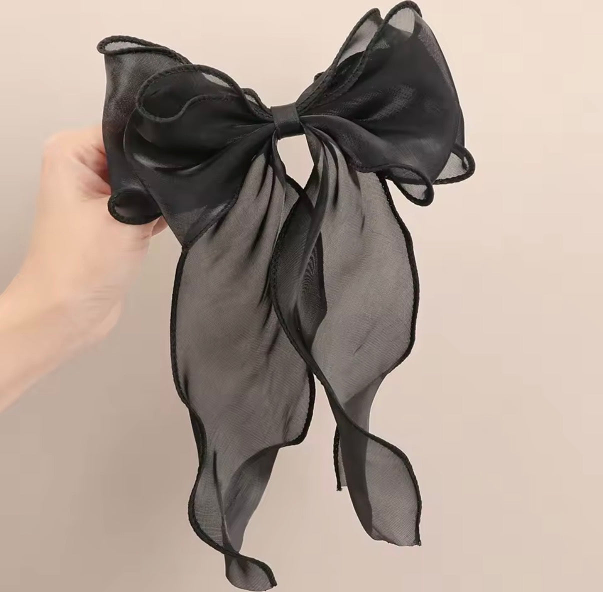 Aesthetic Oversized Bow Hair Clip – Soft Girl Ribbon Clip